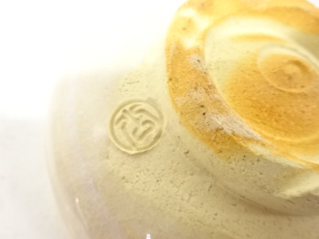  作家物　萩焼　茶碗（保護箱付）